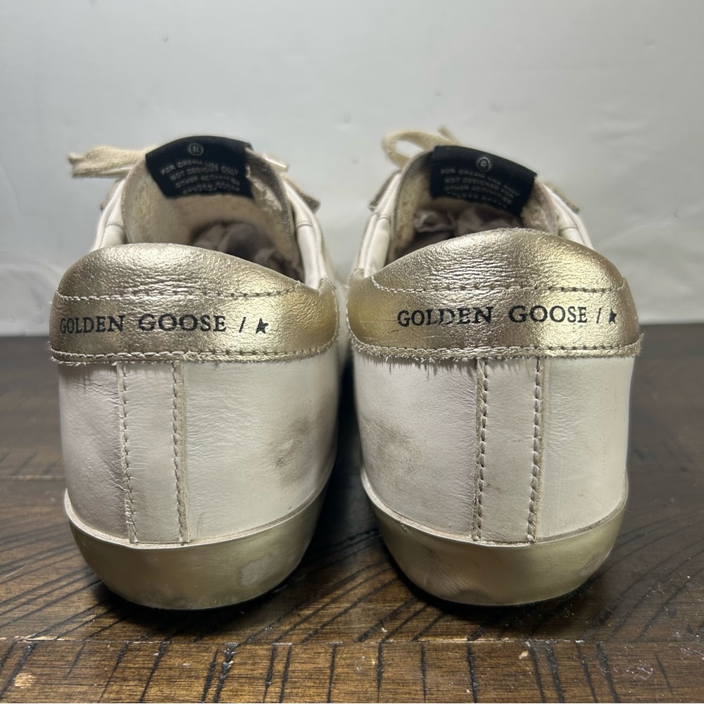 Golden Goose Cream and Gold Sneakers - Picture 2 of 14
